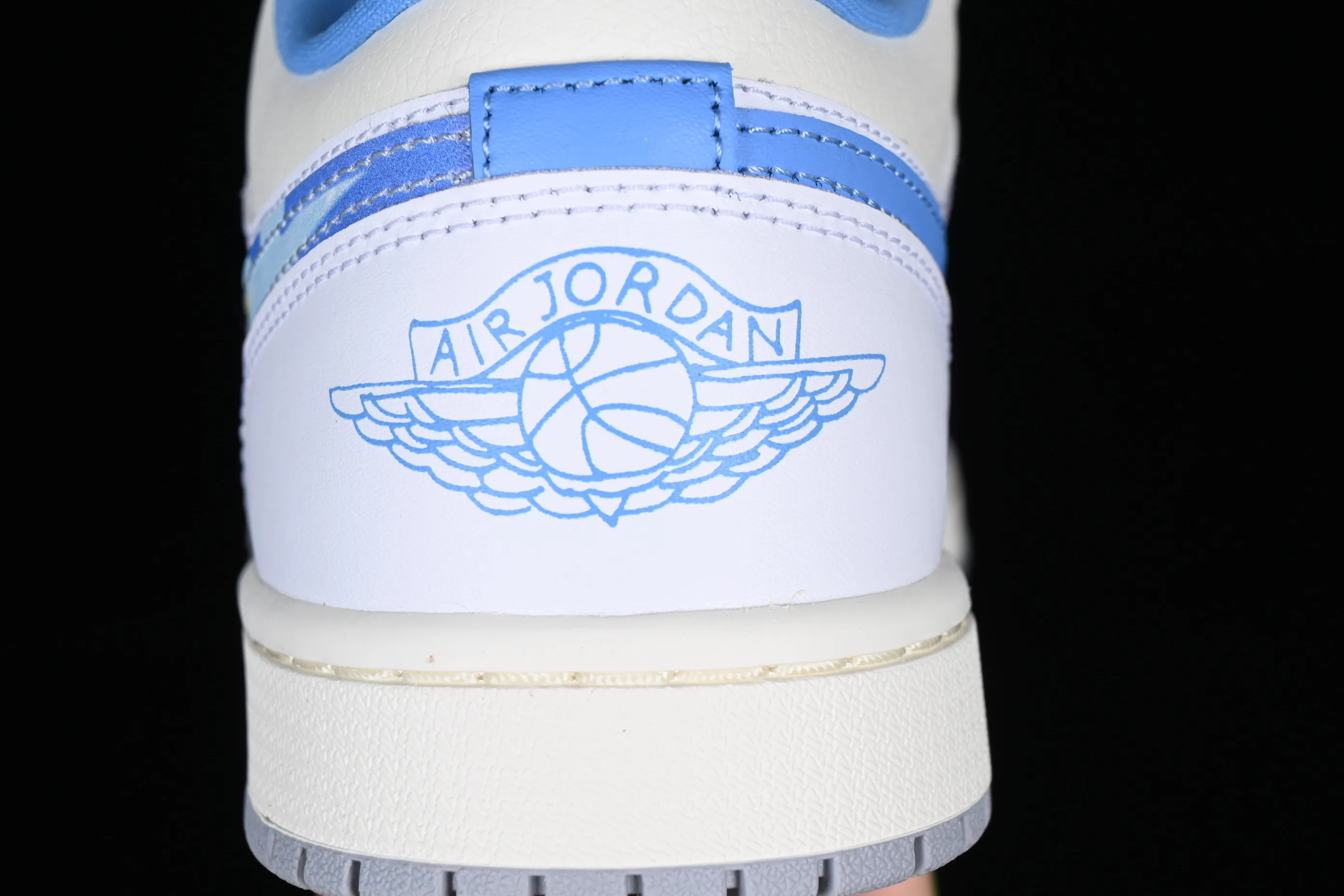 All categories Air Jordan Jordan series basketball shoes Air Jordan 1 Low G version pure original Air Jordan 1 Low "Born To Fly" AJ1 Joe 1 blue and white flame FJ7219-441